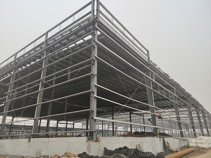 吐鲁番钢结构厂房网架工程